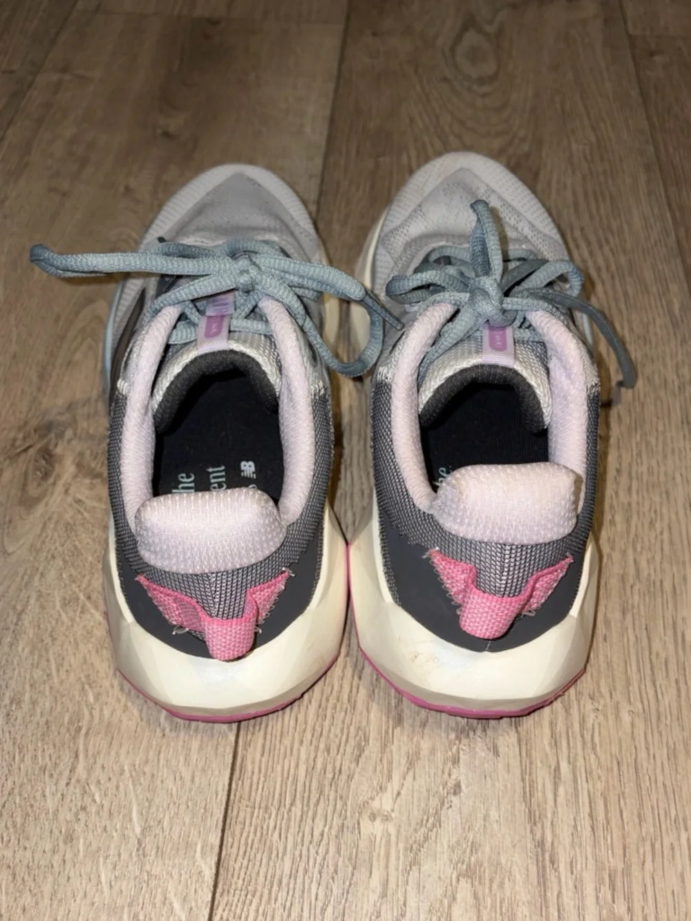 New Balance Women's White, Pink & Light Blue Trail Sneakers